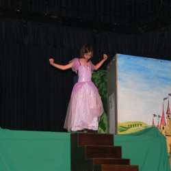 Pantalone (3) - Toneelvereniging Plankenkoorts 